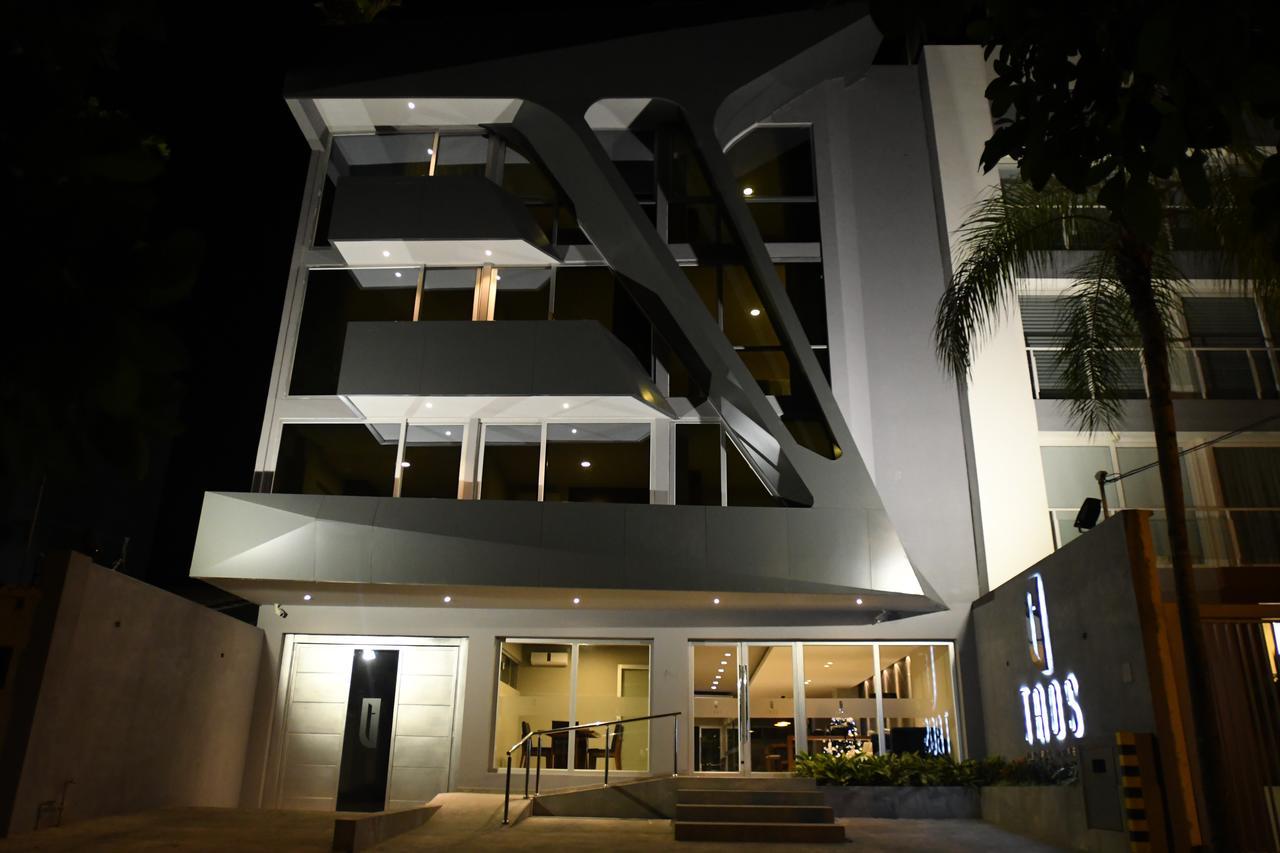 Taos Apart Hotel Санта-Крус-де-ла-Сьерра Экстерьер фото