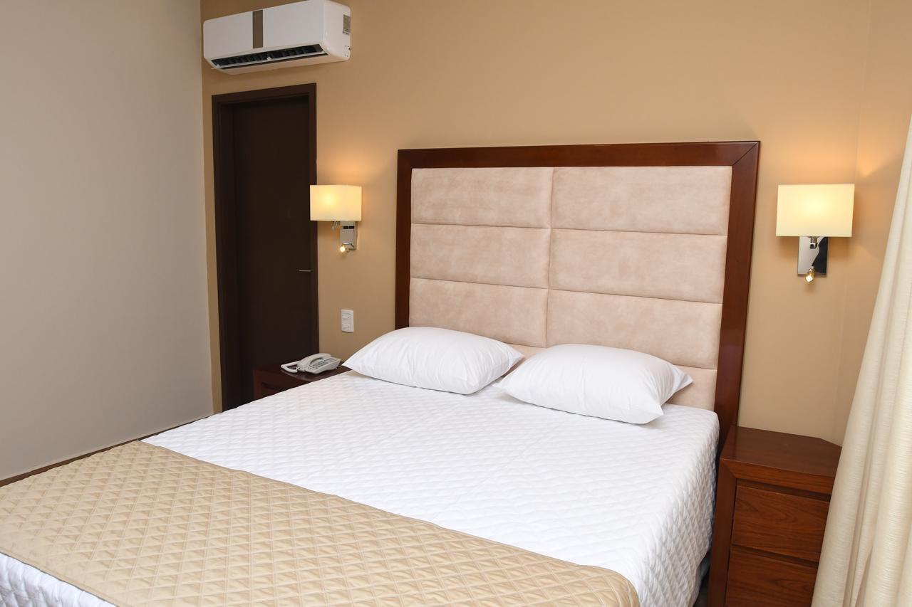 Taos Apart Hotel Санта-Крус-де-ла-Сьерра Экстерьер фото